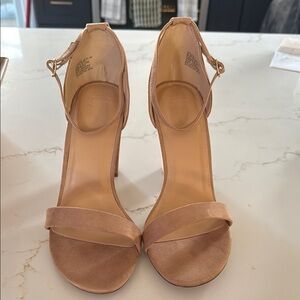 Elegant Tan Women's Heels